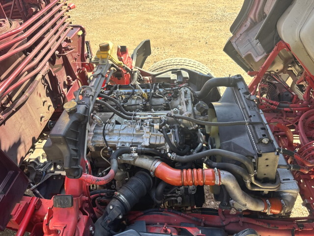 三菱ふそうキャンタークレーン4段小型（2t・3t）[写真30]