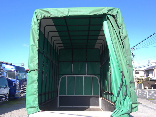 いすゞエルフ幌車小型（2t・3t）[写真17]