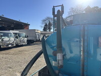 三菱ふそうキャンターバキュームカー小型（2t・3t）[写真17]