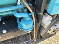 三菱ふそうキャンターバキュームカー小型（2t・3t）[写真21]