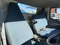 三菱ふそうキャンターバキュームカー小型（2t・3t）[写真08]