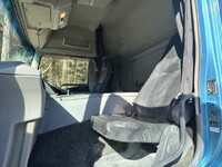 三菱ふそうスーパーグレートコンテナ専用車大型（10t）[写真15]