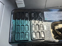 三菱ふそうスーパーグレートコンテナ専用車大型（10t）[写真10]