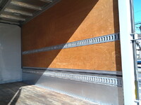 いすゞエルフアルミウイング小型（2t・3t）[写真18]