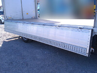 いすゞエルフアルミウイング小型（2t・3t）[写真22]