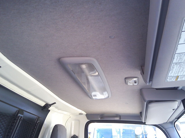 いすゞエルフアルミウイング小型（2t・3t）[写真26]