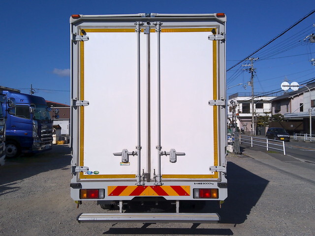 いすゞエルフアルミウイング小型（2t・3t）[写真06]