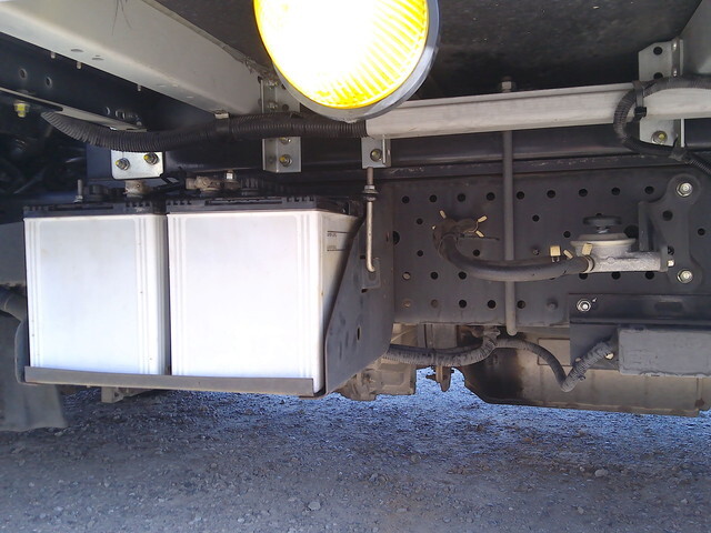 いすゞエルフアルミウイング小型（2t・3t）[写真09]