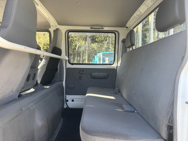 トヨタトヨエースダブルキャブ（Wキャブ）小型（2t・3t）[写真24]