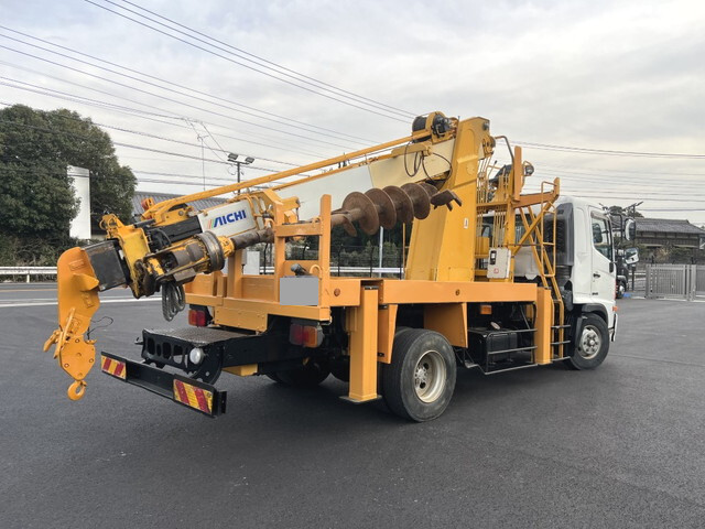 日野レンジャー穴掘建柱車増トン（6t・8t）[写真02]