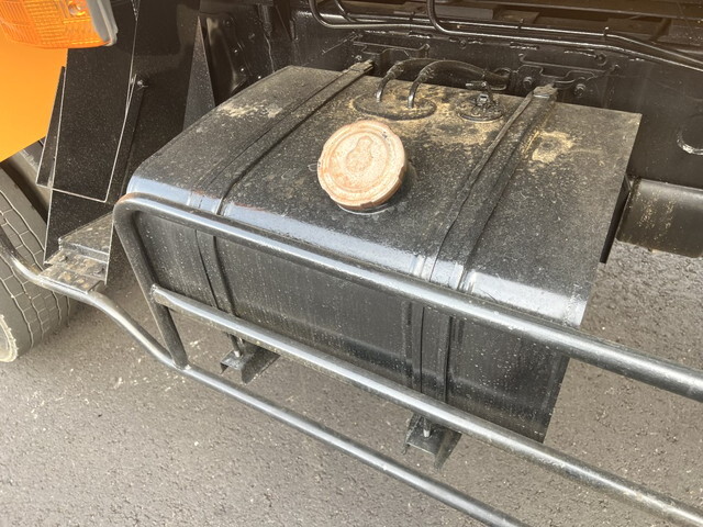 日野レンジャー穴掘建柱車増トン（6t・8t）[写真29]