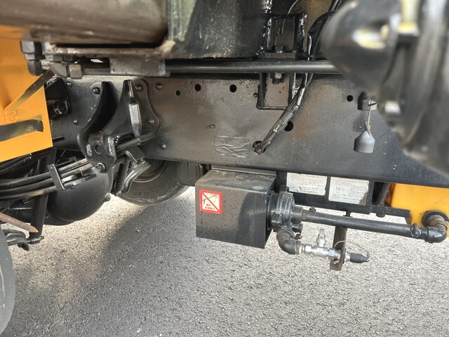 日野レンジャー穴掘建柱車増トン（6t・8t）[写真33]