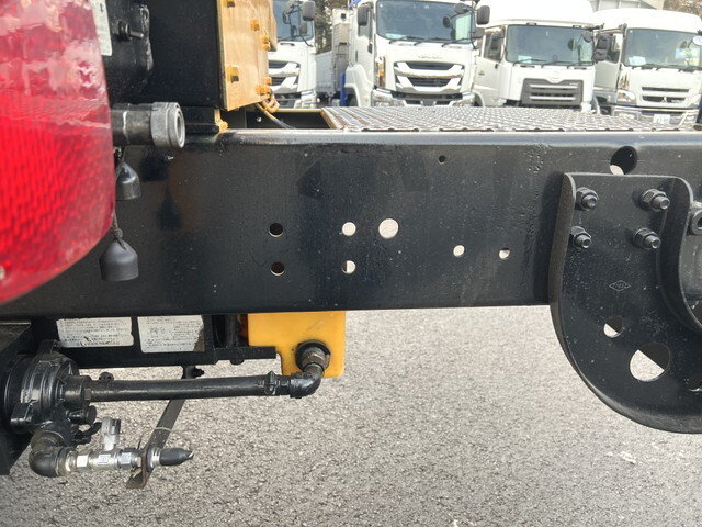 日野レンジャー穴掘建柱車増トン（6t・8t）[写真34]