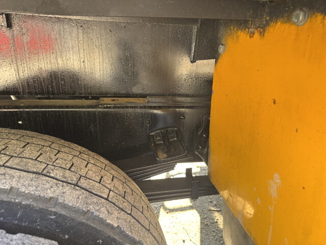 日野レンジャー穴掘建柱車増トン（6t・8t）[写真36]