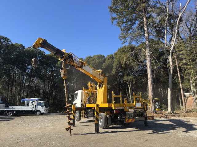 日野レンジャー穴掘建柱車増トン（6t・8t）[写真04]