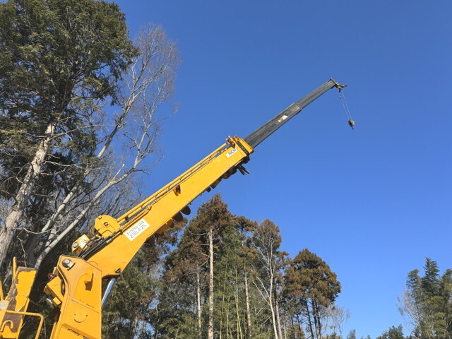 日野レンジャー穴掘建柱車増トン（6t・8t）[写真09]