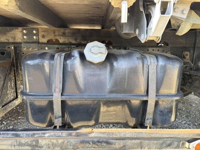 いすゞフォワードクレーン4段中型（4t）[写真31]