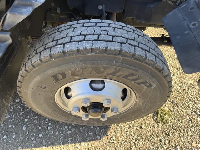 いすゞフォワードクレーン4段中型（4t）[写真36]