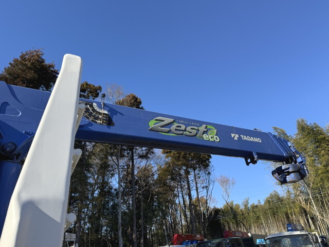 いすゞフォワードクレーン4段中型（4t）[写真08]