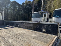 三菱ふそうキャンター平ボディ小型（2t・3t）[写真19]