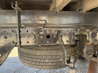 三菱ふそうキャンター平ボディ小型（2t・3t）[写真23]