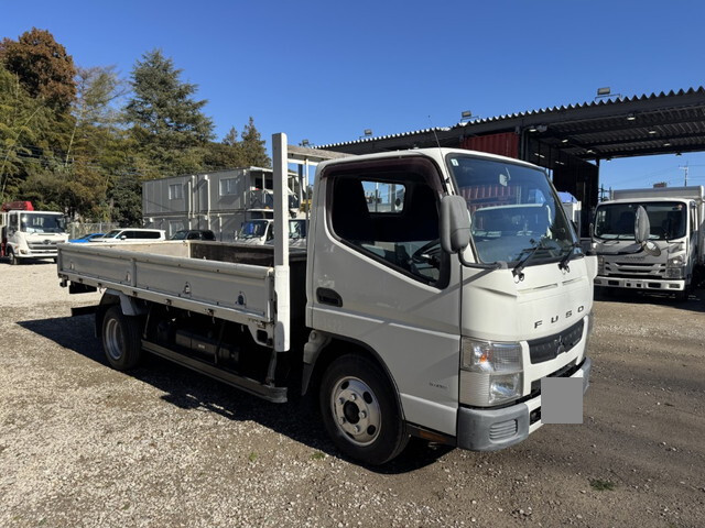 三菱ふそうキャンター平ボディ小型（2t・3t）[写真03]