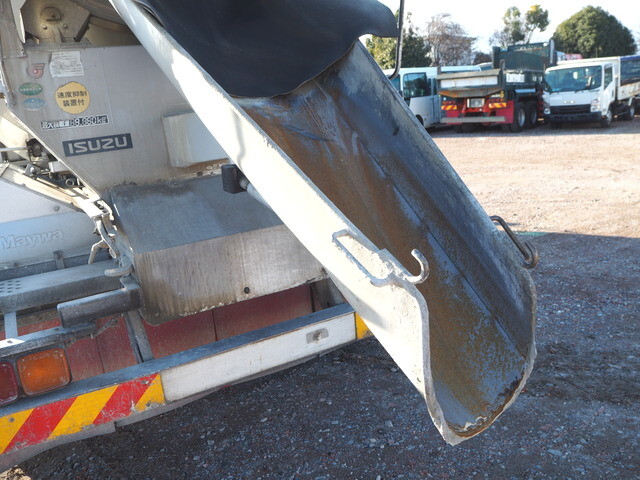 いすゞギガミキサー車（コンクリートミキサー）大型（10t）[写真20]