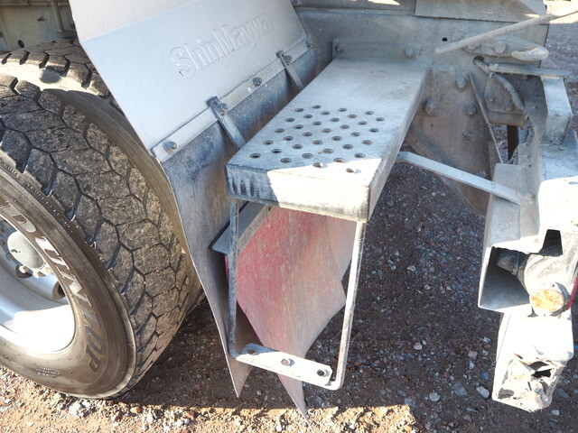 いすゞギガミキサー車（コンクリートミキサー）大型（10t）[写真22]