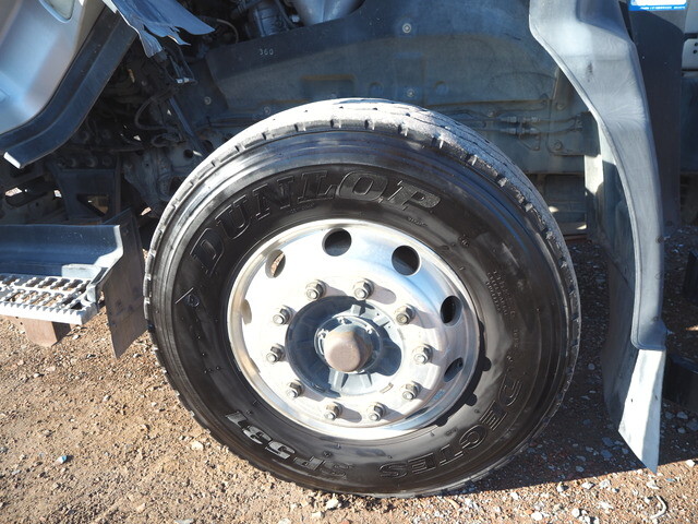 いすゞギガミキサー車（コンクリートミキサー）大型（10t）[写真32]