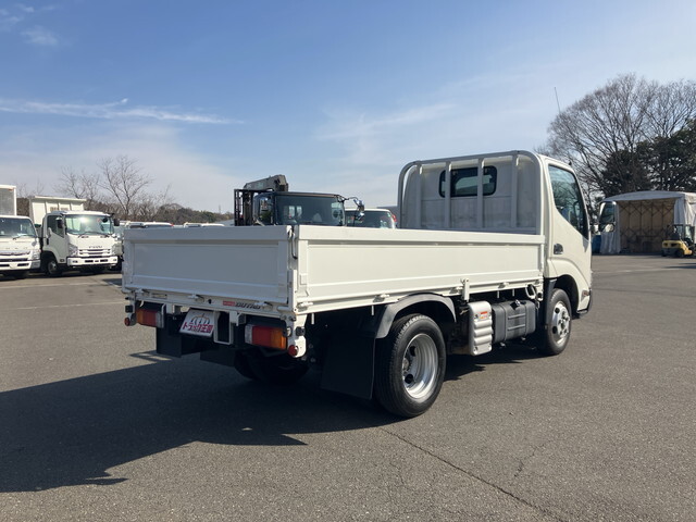 日野デュトロ平ボディ小型（2t・3t）[写真02]