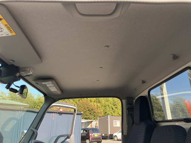 日野デュトロ平ボディ小型（2t・3t）[写真32]