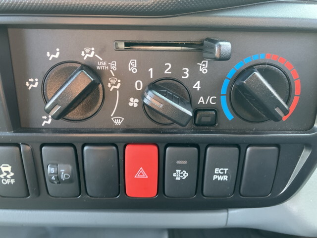 日野デュトロ平ボディ小型（2t・3t）[写真36]