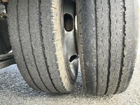 いすゞエルフ平ボディ小型（2t・3t）[写真23]