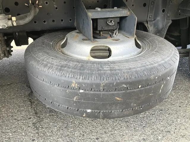 いすゞエルフ平ボディ小型（2t・3t）[写真23]