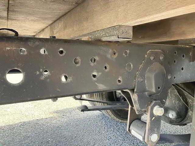 いすゞエルフ平ボディ小型（2t・3t）[写真26]