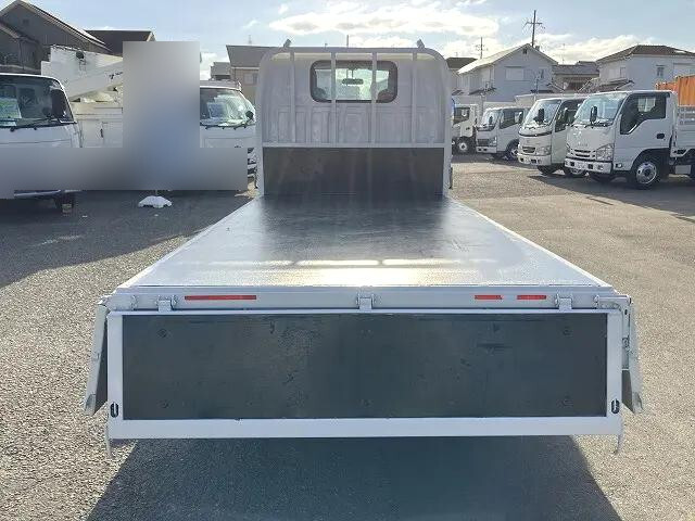 いすゞエルフ平ボディ小型（2t・3t）[写真08]