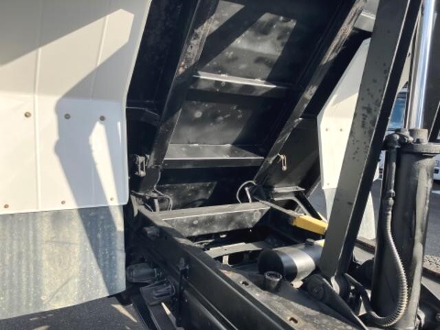 三菱ふそうファイターダンプ中型（4t）[写真11]