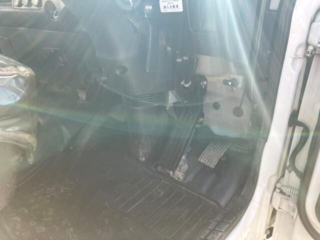 三菱ふそうファイターダンプ中型（4t）[写真34]