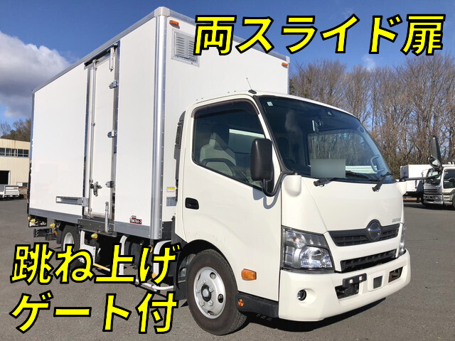 日野デュトロアルミバン2017年(平成29年)TKG-XZU710M