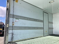 日野デュトロアルミバン小型（2t・3t）[写真15]