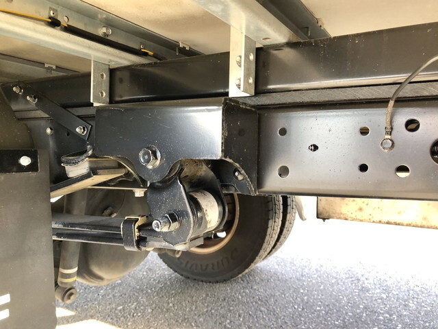 日野デュトロアルミバン小型（2t・3t）[写真25]