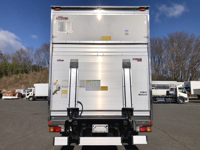 日野デュトロアルミバン小型（2t・3t）[写真06]