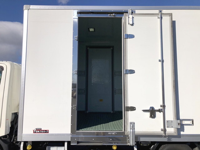 日野デュトロアルミバン小型（2t・3t）[写真08]