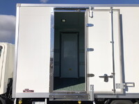 日野デュトロアルミバン小型（2t・3t）[写真09]