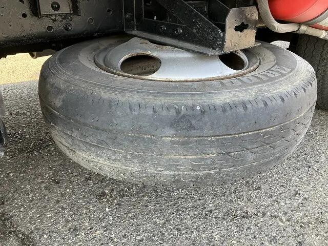 三菱ふそうキャンターガッツ平ボディ小型（2t・3t）[写真27]