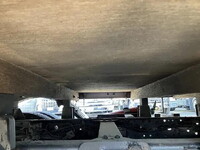 三菱ふそうキャンターガッツ平ボディ小型（2t・3t）[写真32]