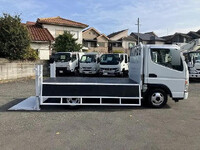 三菱ふそうキャンターガッツ平ボディ小型（2t・3t）[写真09]