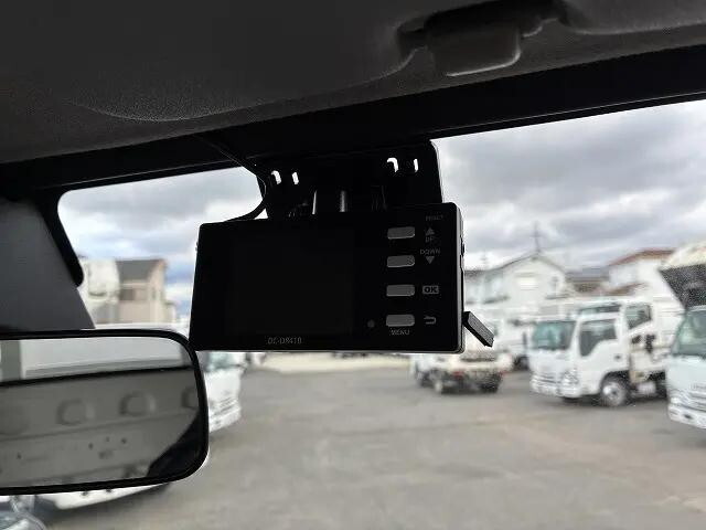 日野デュトロ平ボディ小型（2t・3t）[写真29]