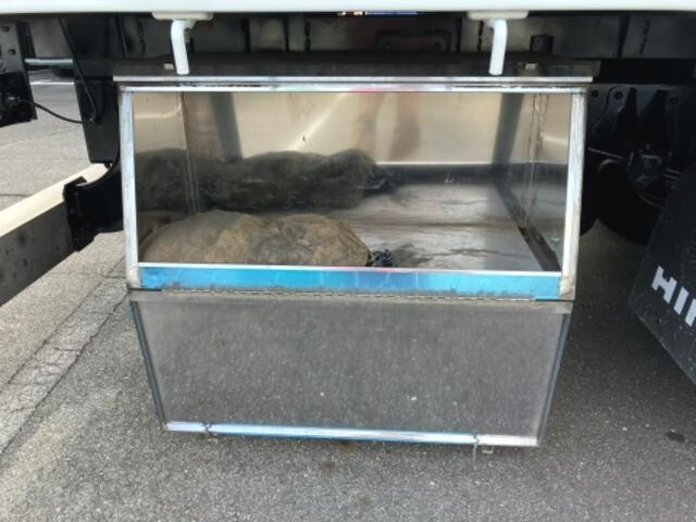 日野レンジャー平ボディ増トン（6t・8t）[写真16]