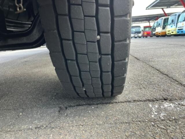 日野レンジャー平ボディ増トン（6t・8t）[写真20]